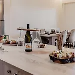 Helmos Euphoria Dağ evi *