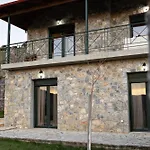 Helmos Euphoria Dağ evi Kalavryta