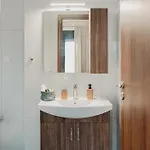 Helmos Euphoria בקתה קלבריטה
