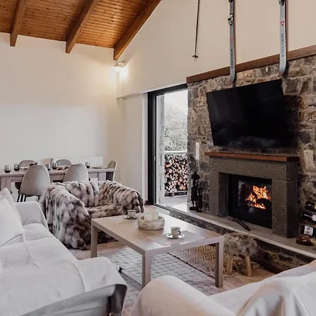 Chalet Helmos Euphoria *