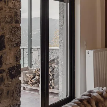 Helmos Euphoria Chalet